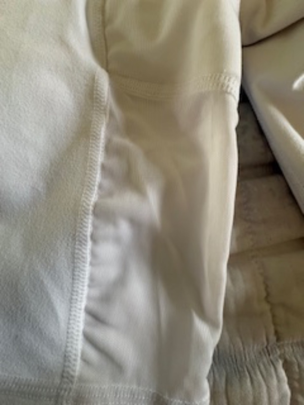 Fabletics 3 Piece Short Set - Picture 6 of 8